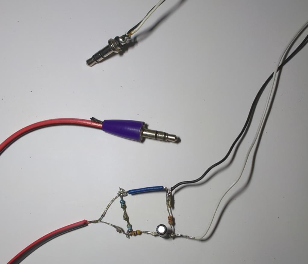 Making an adapter to connect 3.5mm sound jack line output to microphone ...